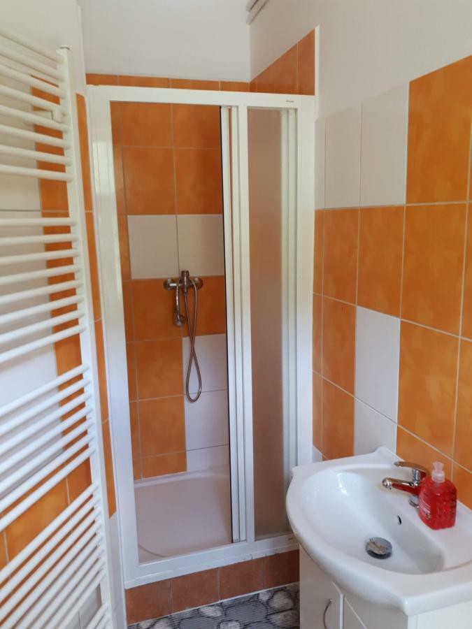 Apartment Gardner Loket Esterno foto