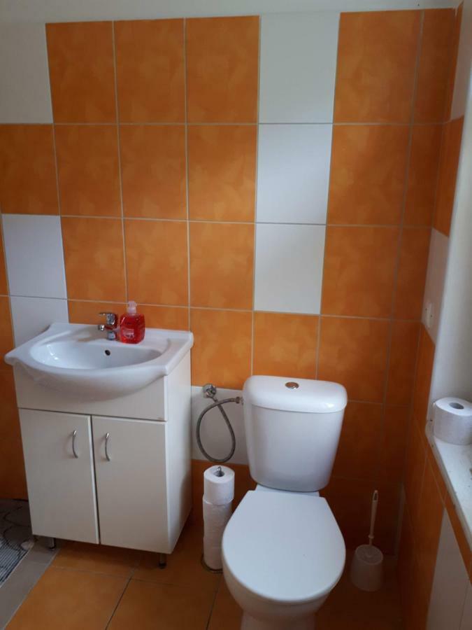 Apartment Gardner Loket Esterno foto